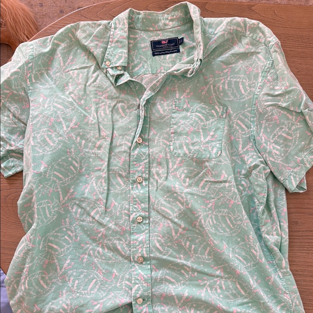 Vineyard Vines Green Casual Button Down Shirt